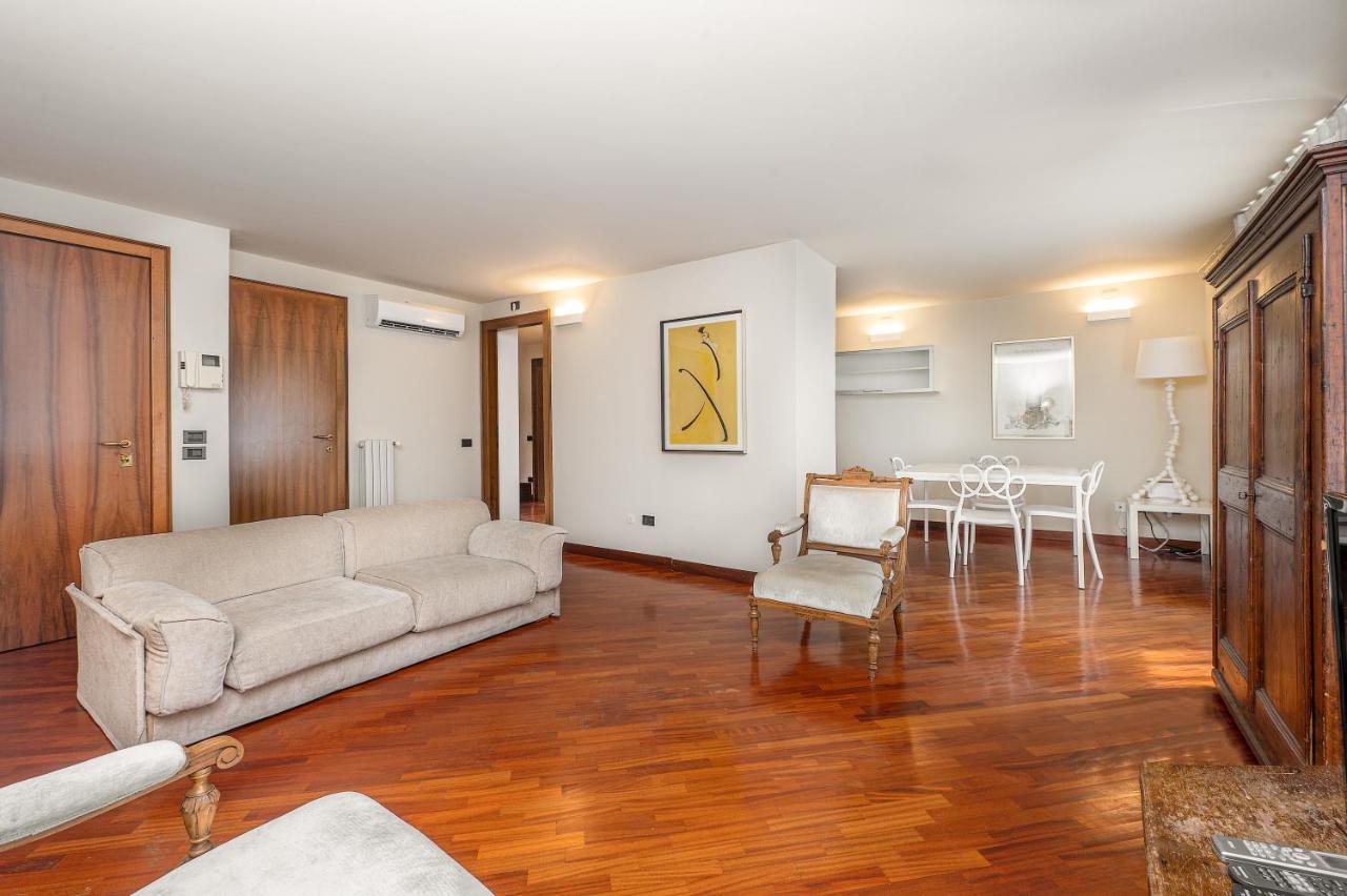 Cozy 2 Bedroom In The Heart Of Βερόνα Εξωτερικό φωτογραφία