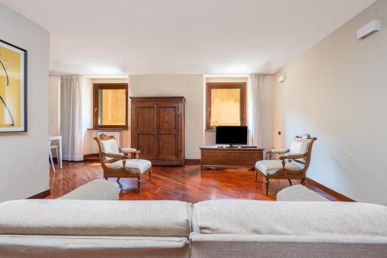 Cozy 2 Bedroom In The Heart Of Βερόνα Εξωτερικό φωτογραφία