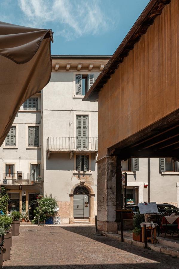 Cozy 2 Bedroom In The Heart Of Βερόνα Εξωτερικό φωτογραφία