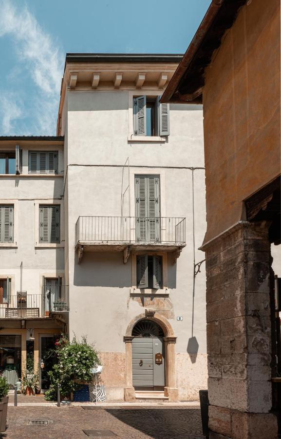 Cozy 2 Bedroom In The Heart Of Βερόνα Εξωτερικό φωτογραφία